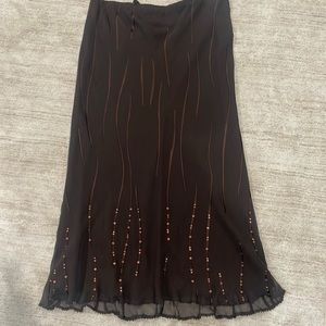 Fensy brand size 6 silk skirt